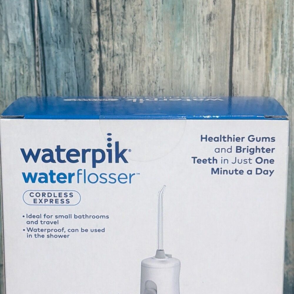 Waterpik Cordless Express Portable Water Flosser Battery Operated White NIB - Picture 6 of 8